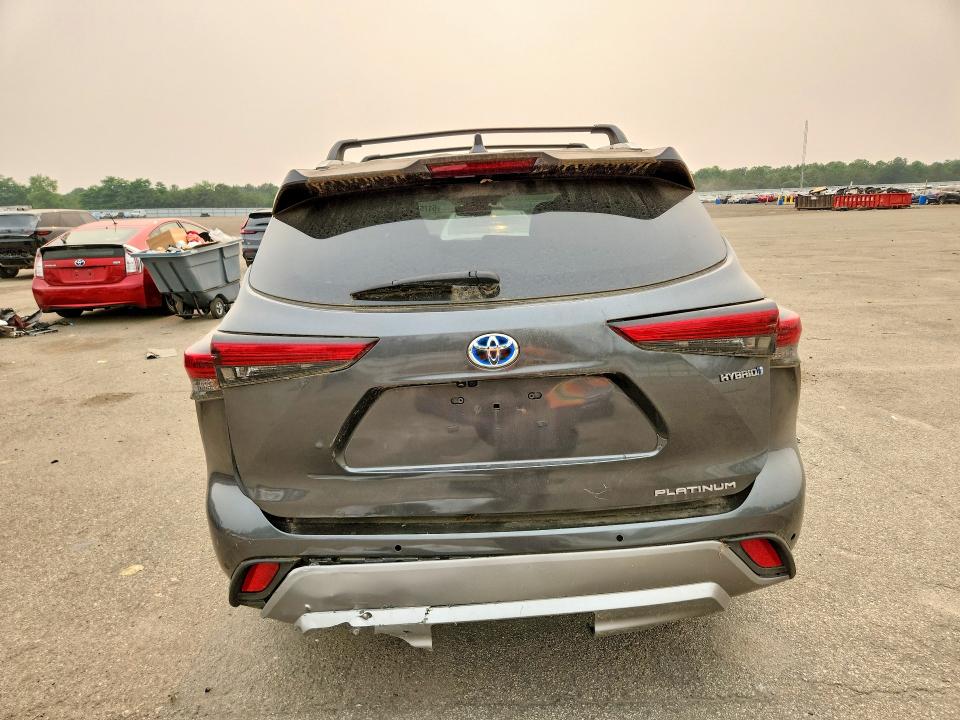 2023 Toyota Highlander Hybrid მანქანა იყიდება აუქციონზე, vin: 5TDEBRCH8PS114471, აუქციონის ნომერი: 61751166