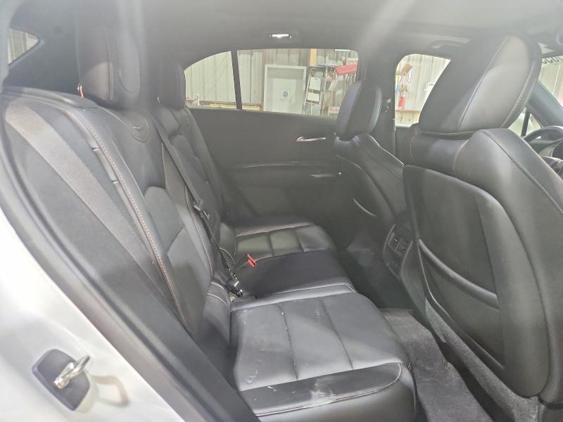 60556536 :رقم المزاد ، 1GYFZER40KF199418 vin ، 2019 Cadillac Xt4 مزاد بيع