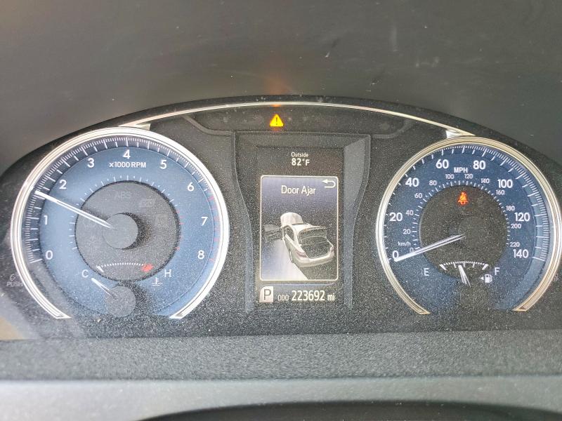61311956 :رقم المزاد ، 4T1BF1FK4FU927201 vin ، 2015 Toyota Camry مزاد بيع