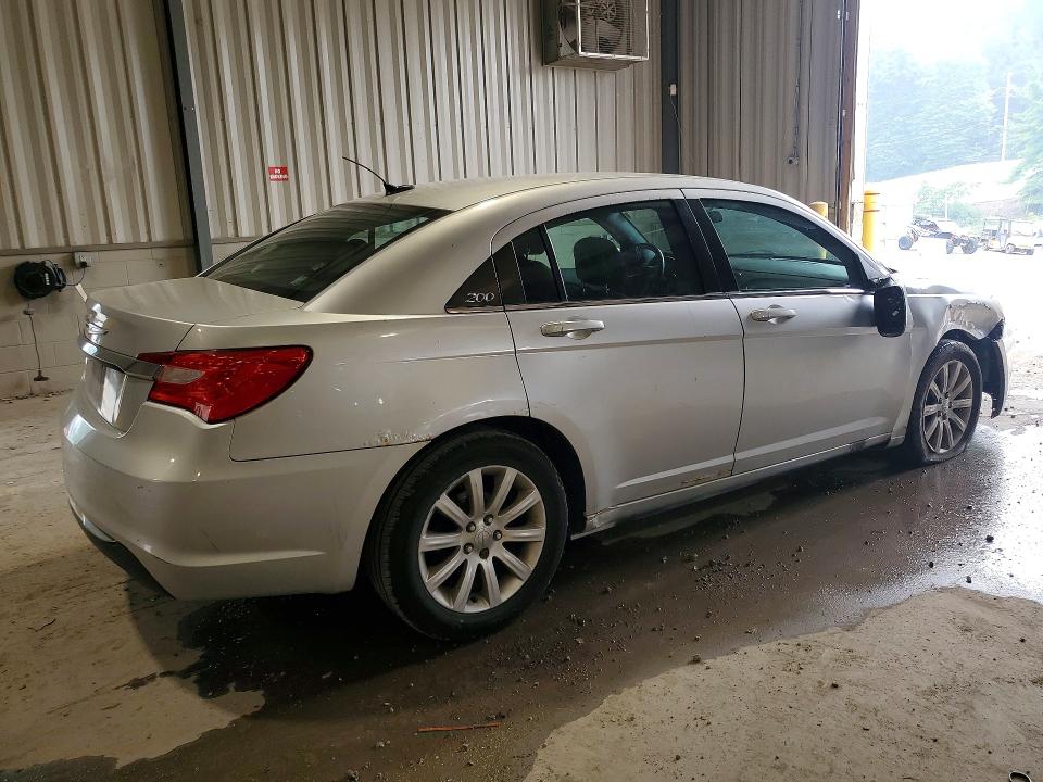 61665986 :رقم المزاد ، 1C3CCBBBXCN102111 vin ، 2012 Chrysler 200 مزاد بيع