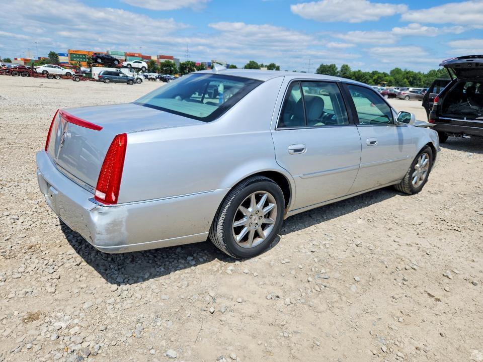 Продажа на аукционе авто 2010 Cadillac Dts, vin: 1G6KD5EY7AU104684, номер лота: 61929756