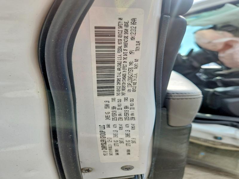 61910866 :رقم المزاد ، 1C4PJLDSXEW171576 vin ، 2014 Jeep Cherokee مزاد بيع