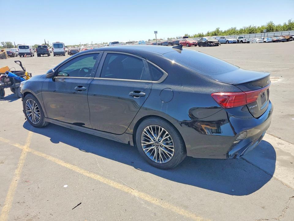 60282426 :رقم المزاد ، 3KPF54AD6NE479902 vin ، 2022 Kia Forte مزاد بيع
