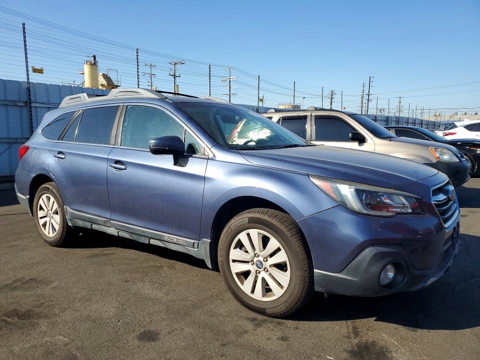 60840976 :رقم المزاد ، 4S4BSAHC4J3303561 vin ، 2018 Subaru Outback مزاد بيع