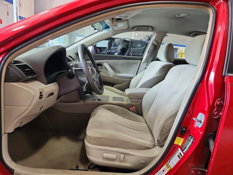 60826126 :رقم المزاد ، 4T4BF3EKXBR213005 vin ، 2011 Toyota Camry مزاد بيع