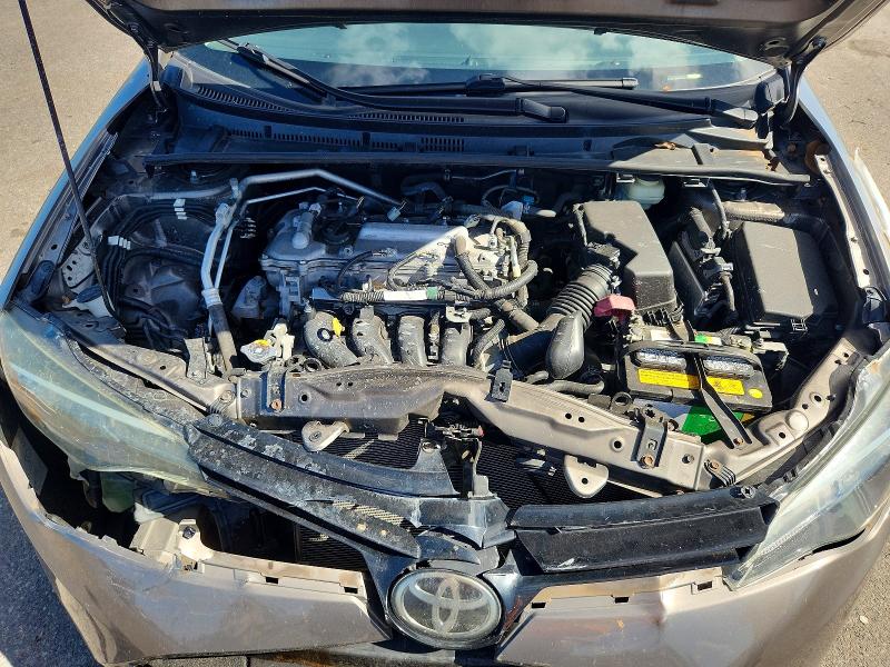 60892866 :رقم المزاد ، 5YFBURHE7JP771645 vin ، 2018 Toyota Corolla مزاد بيع