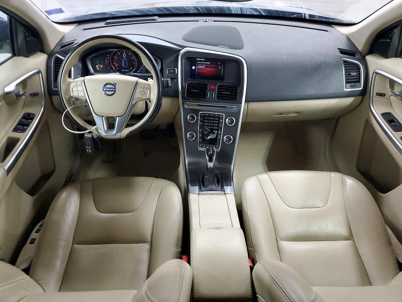 60029196 :رقم المزاد ، YV4902RM7F2734914 vin ، 2015 Volvo Xc60 مزاد بيع