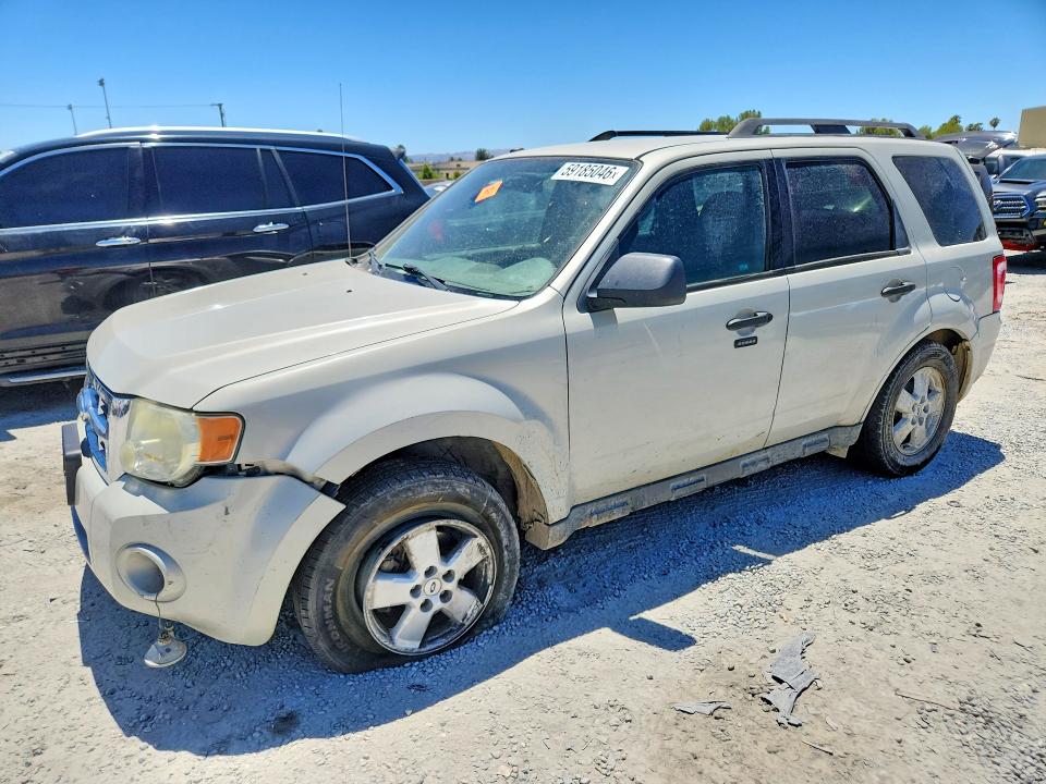 59185046 :رقم المزاد ، 1FMCU03G79KA18549 vin ، 2009 Ford Escape مزاد بيع