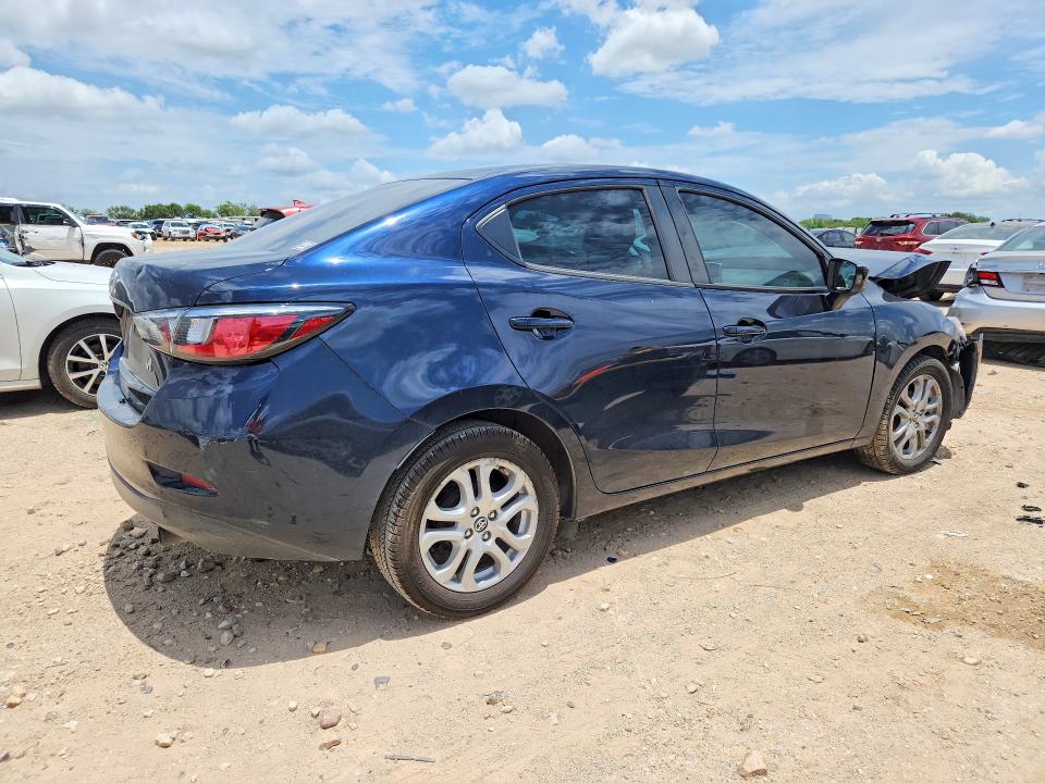 60417306 :رقم المزاد ، 3MYDLBYV4JY315994 vin ، 2018 Toyota Yaris Ia مزاد بيع