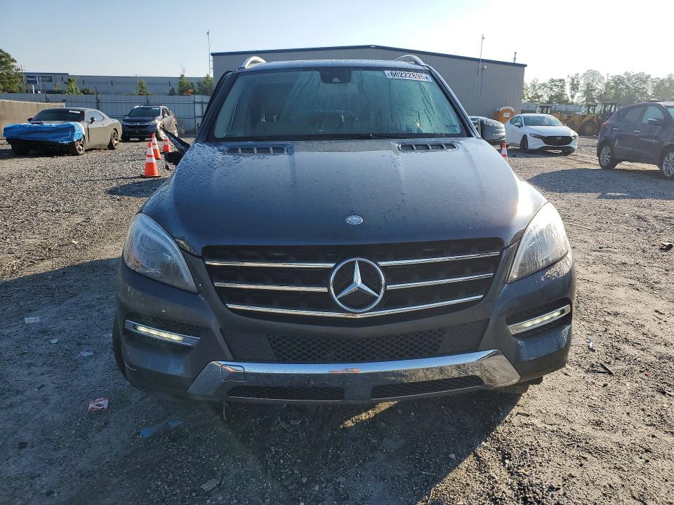 2015 Mercedes-benz Ml მანქანა იყიდება აუქციონზე, vin: 4JGDA5JB7FA592829, აუქციონის ნომერი: 60222896