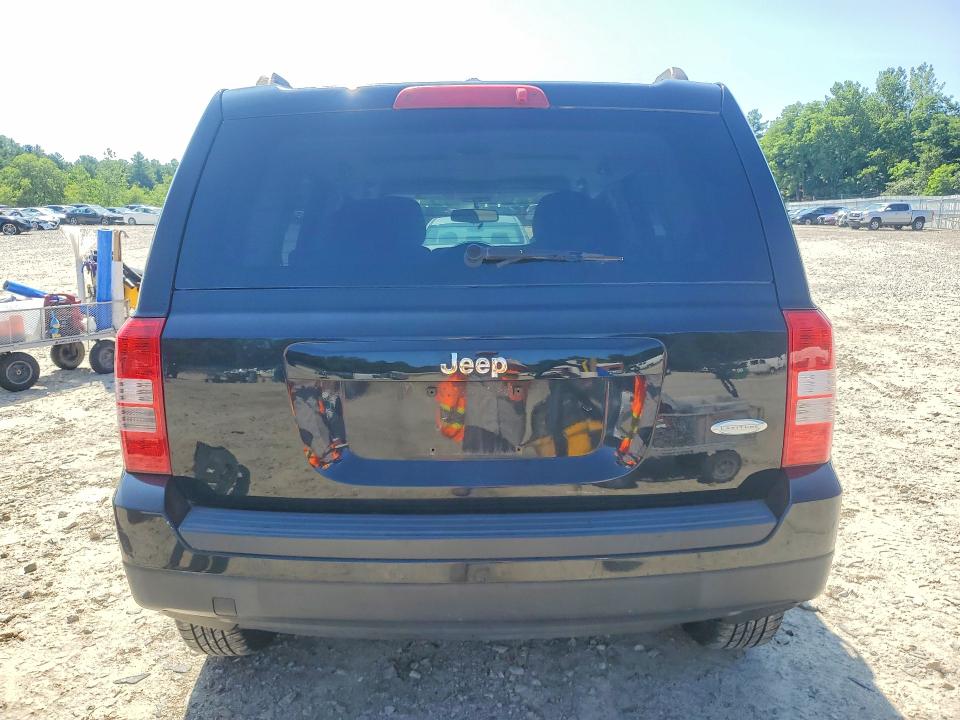 62162626 :رقم المزاد ، 1C4NJPFB8DD205178 vin ، 2013 Jeep Patriot مزاد بيع
