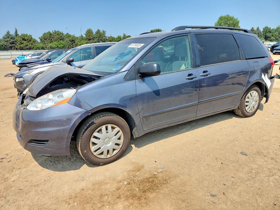 Aukcja sprzedaży 2010 Toyota Sienna, vin: 5TDKK4CC2AS322833, numer aukcji: 61769926