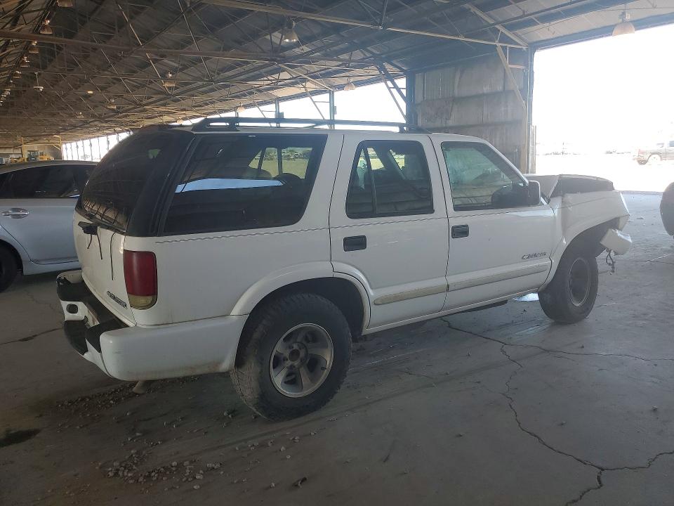 62402036 :رقم المزاد ، 1GNCS13X24K155933 vin ، 2004 Chevrolet Blazer مزاد بيع
