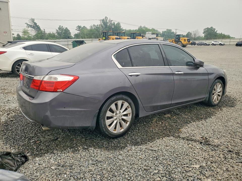 60923996 :رقم المزاد ، 1HGCR2F85FA234960 vin ، 2015 Honda Accord مزاد بيع