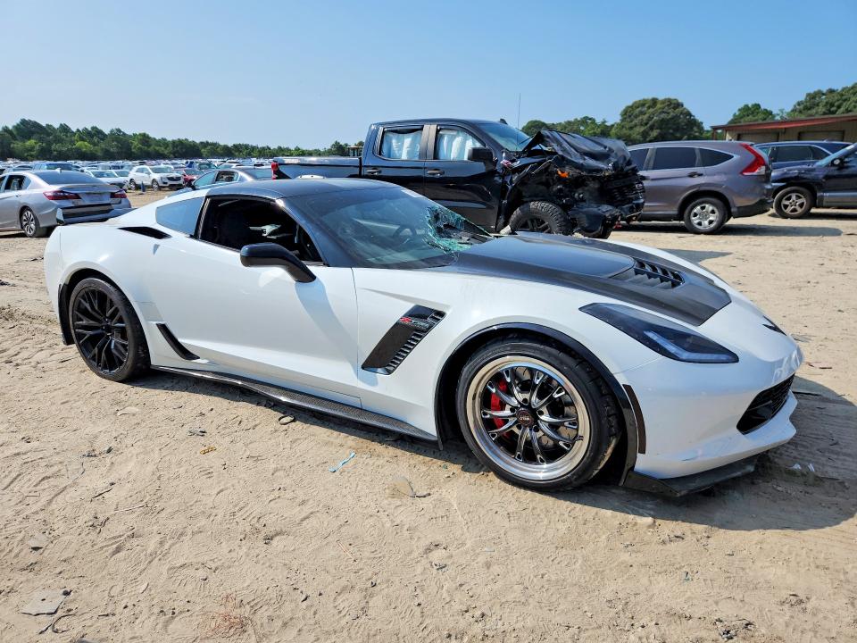 2015 Chevrolet Corvette მანქანა იყიდება აუქციონზე, vin: 1G1YR2D68F5600420, აუქციონის ნომერი: 59233486