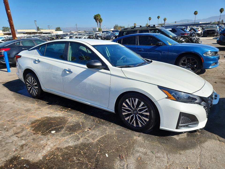 Продажа на аукционе авто 2025 Nissan Altima, vin: 1N4BL4DV1SN354635, номер лота: 62152886
