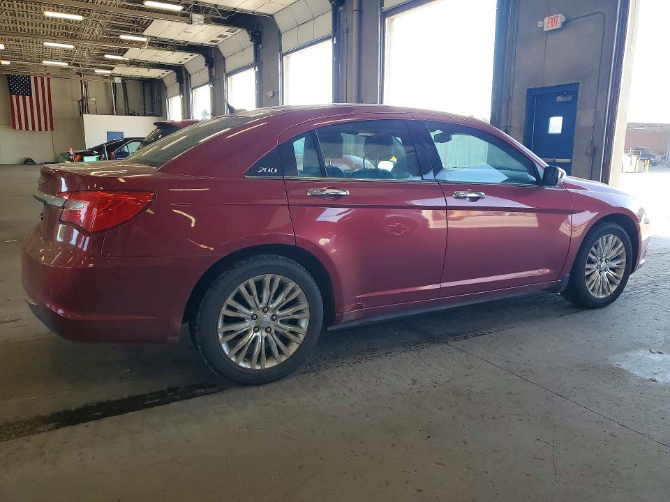 Продаж на аукціоні авто 2011 Chrysler 200, vin: 1C3BC2FG3BN581777, номер лоту: 61433656