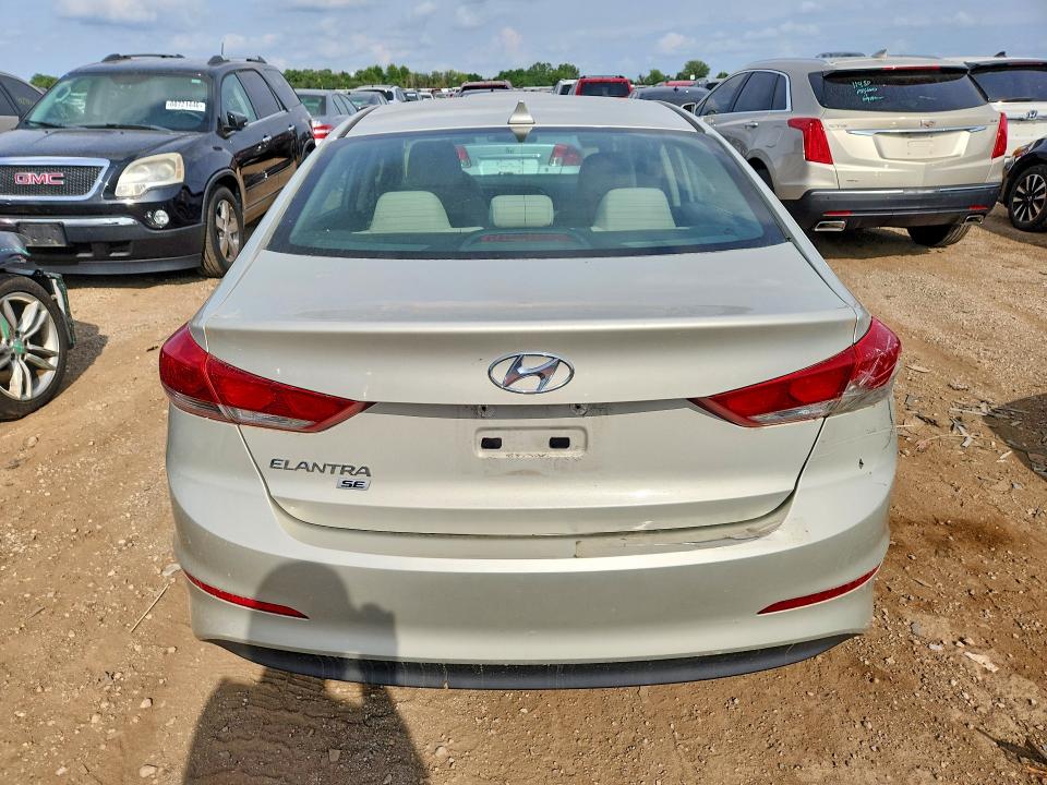 60513896 :رقم المزاد ، 5NPD74LFXHH182776 vin ، 2017 Hyundai Elantra مزاد بيع