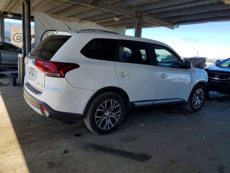 Aukcja sprzedaży 2016 Mitsubishi Outlander, vin: JA4AD3A38GZ004137, numer aukcji: 62103436