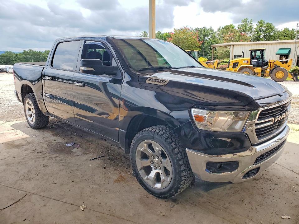 60793806 :رقم المزاد ، 1C6RRFFG3KN818677 vin ، 2019 Ram 1500 مزاد بيع