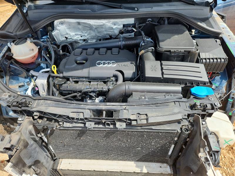 62449686 :رقم المزاد ، WA1JCCFS6JR003711 vin ، 2018 Audi Q3 مزاد بيع