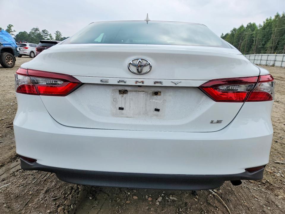 Продаж на аукціоні авто 2022 Toyota Camry, vin: 4T1C11AK5NU660059, номер лоту: 61877096