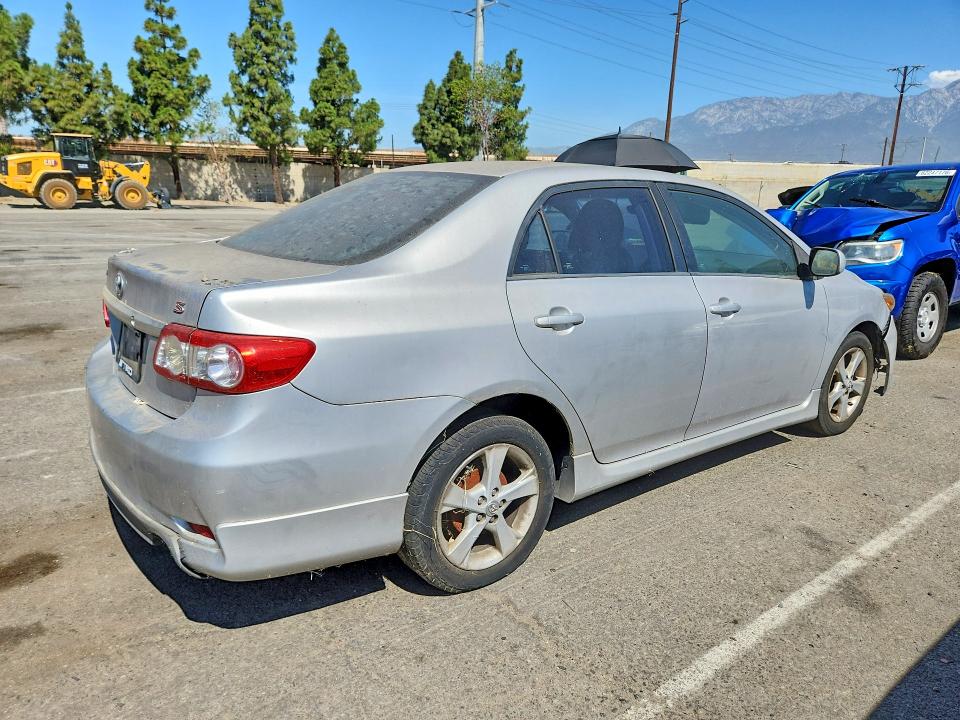 2011 Toyota Corolla მანქანა იყიდება აუქციონზე, vin: 2T1BU4EE1BC681660, აუქციონის ნომერი: 62317776