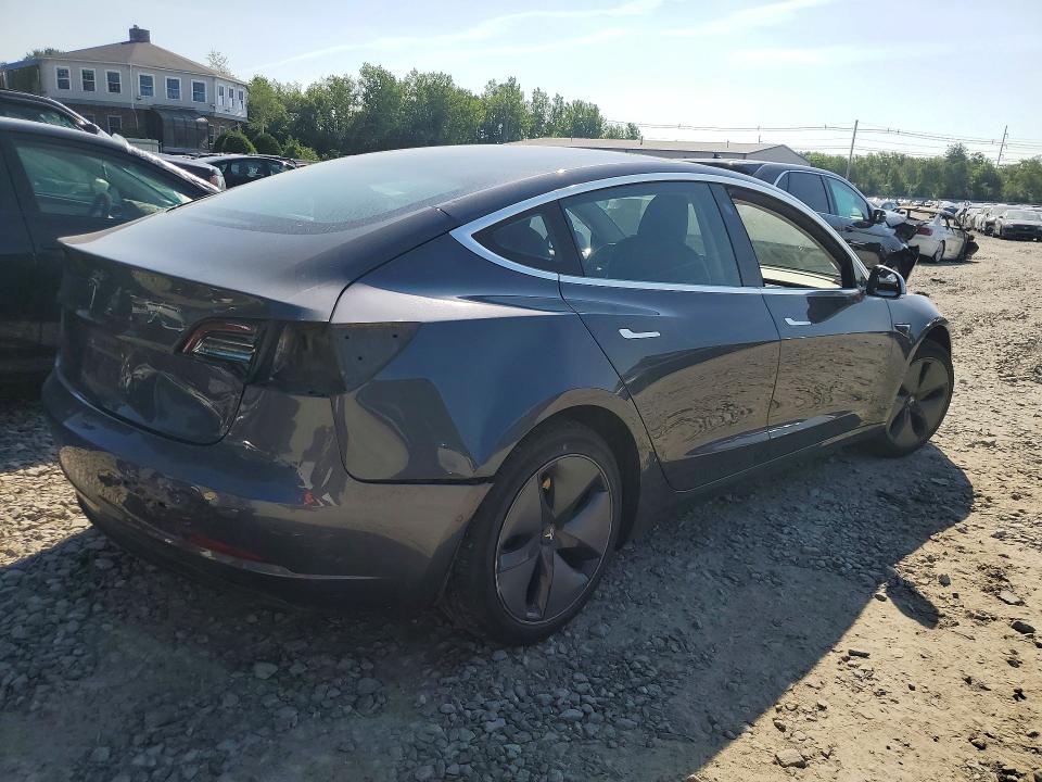 60788076 :رقم المزاد ، 5YJ3E1EAXKF298521 vin ، 2019 Tesla Mdl 3 مزاد بيع