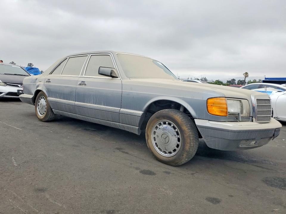 58032006 :رقم المزاد ، WDBCA39D7JA398223 vin ، 1988 Mercedes-benz 560 مزاد بيع