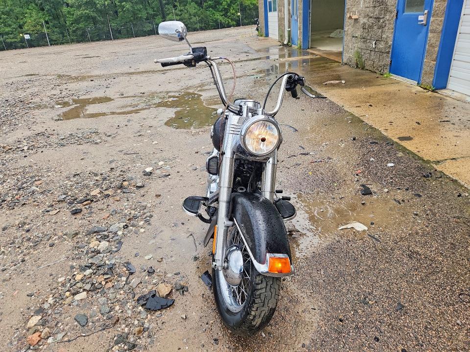 62285206 :رقم المزاد ، 1HD1BWV19HB034388 vin ، 2017 Harley-davidson Flstc مزاد بيع