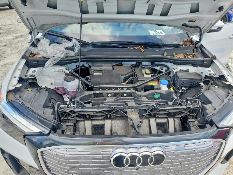 2023 Audi Q4 E-tron მანქანა იყიდება აუქციონზე, vin: WA1BCBFZ7PP035325, აუქციონის ნომერი: 60214366