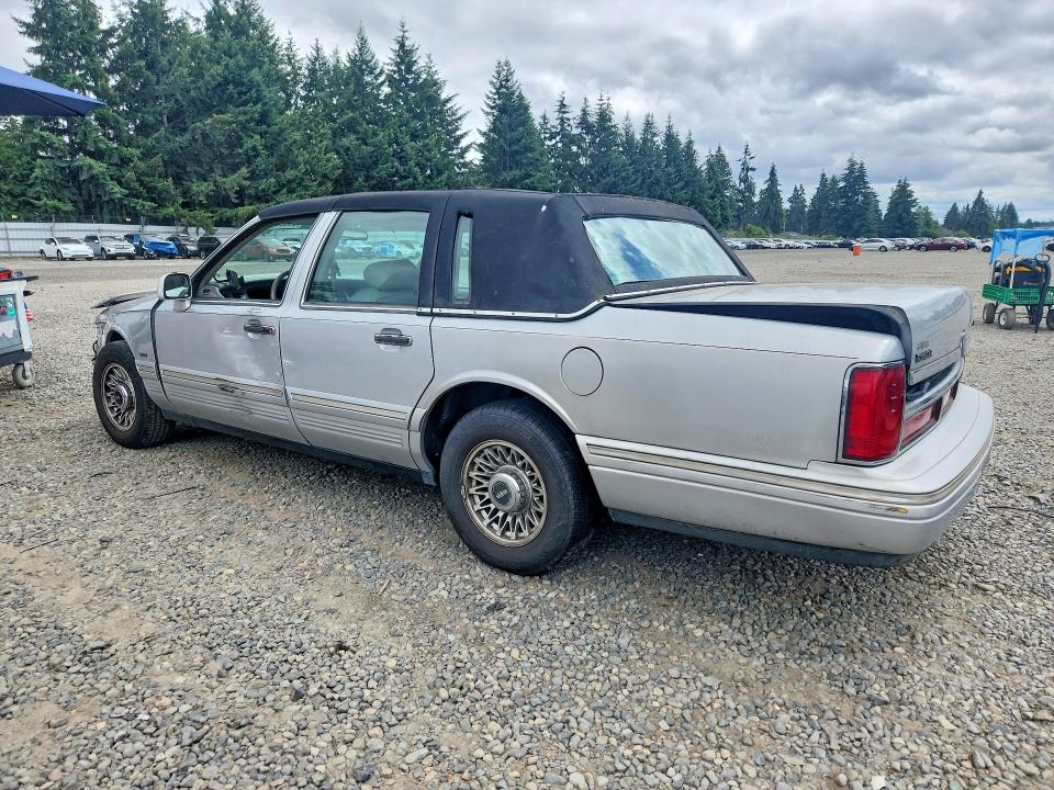 1996 Lincoln Town Car მანქანა იყიდება აუქციონზე, vin: 1LNLM81WXTY723066, აუქციონის ნომერი: 60328046