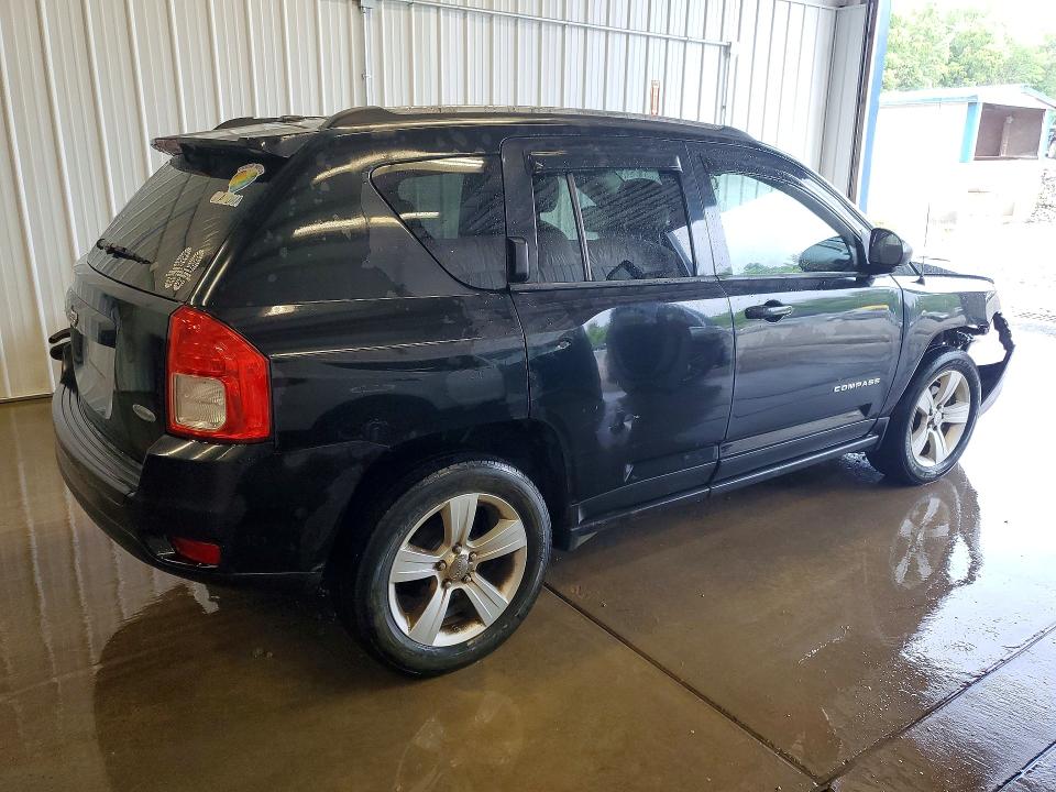 59348876 :رقم المزاد ، 1J4NF1FBXBD159391 vin ، 2011 Jeep Compass مزاد بيع