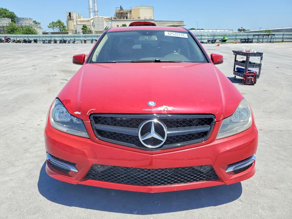 62535776 :رقم المزاد ، WDDGF4HB9EG242736 vin ، 2014 Mercedes-benz C مزاد بيع
