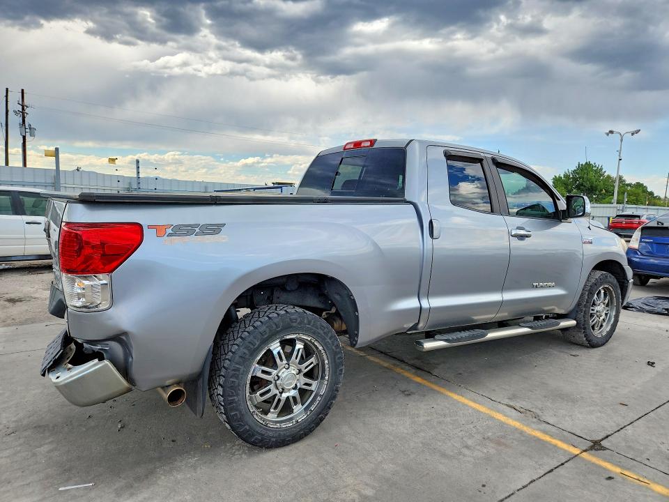Продажа на аукционе авто 2013 Toyota Tundra, vin: 5TFUW5F18DX285816, номер лота: 63429796