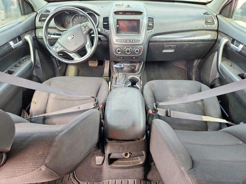 61532426 :رقم المزاد ، 5XYKT3A69EG472428 vin ، 2014 Kia Sorento مزاد بيع