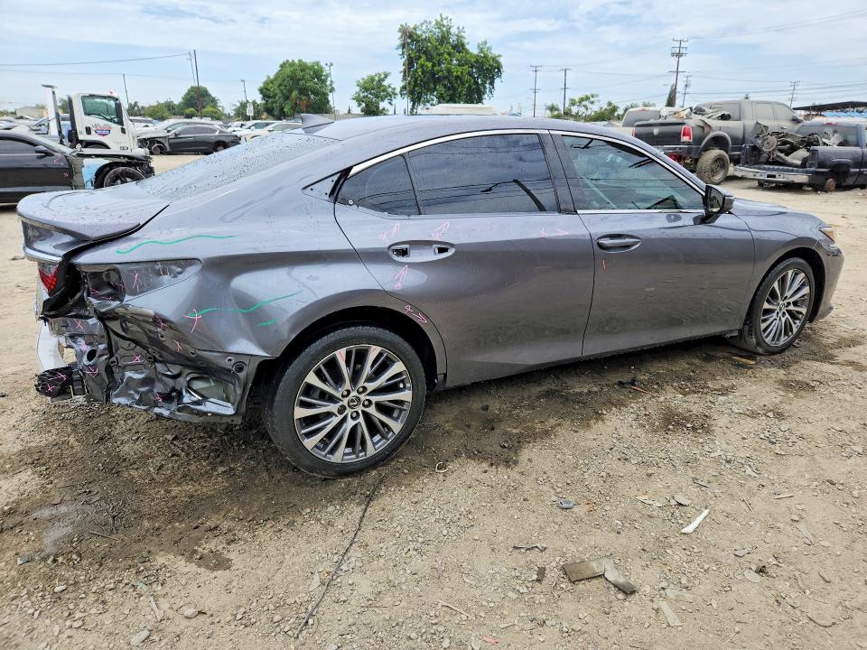 2021 Lexus Es 250 მანქანა იყიდება აუქციონზე, vin: 58AD11D14MU001694, აუქციონის ნომერი: 61040826