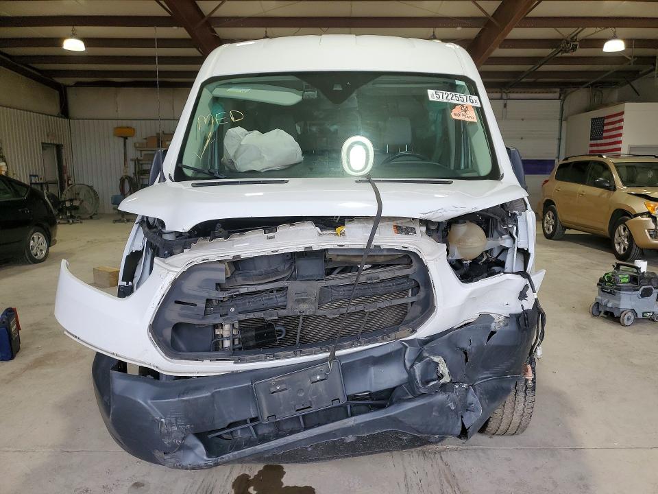 Продажа на аукционе авто 2018 Ford Transit, vin: 1FBAX2CG1JKA70282, номер лота: 57225576