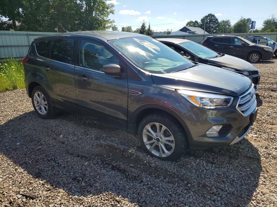 63369696 :رقم المزاد ، 1FMCU9GDXKUA66500 vin ، 2019 Ford Escape مزاد بيع