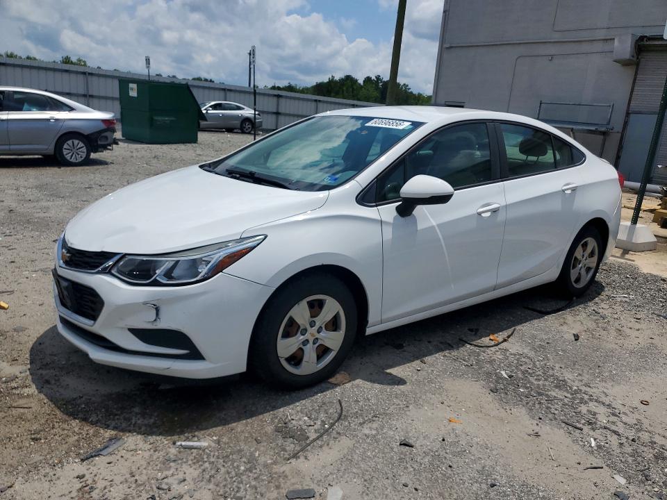 60696856 :رقم المزاد ، 1G1BB5SM1J7195933 vin ، 2018 Chevrolet Cruze مزاد بيع