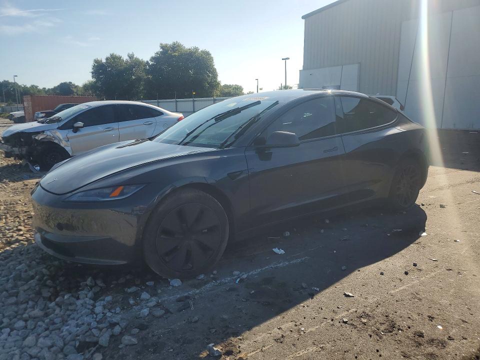 59807266 :رقم المزاد ، 5YJ3E1EA1RF826568 vin ، 2024 Tesla Model 3 مزاد بيع