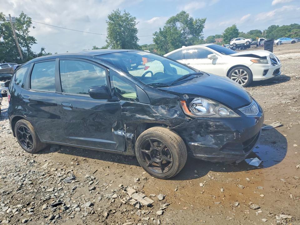 60143176 :رقم المزاد ، JHMGE8G3XCC025018 vin ، 2012 Honda Fit مزاد بيع