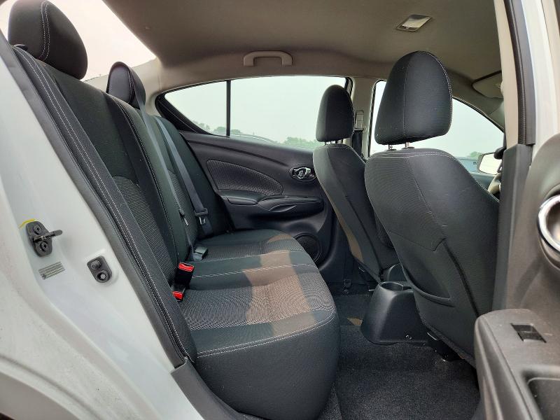 Auction sale of the 2017 Nissan Versa, vin: 3N1CN7AP0HK456008, lot number: 61198816
