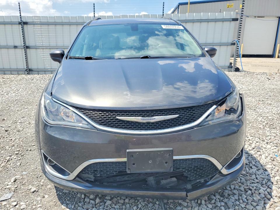 Продажа на аукционе авто 2017 Chrysler Pacifica, vin: 2C4RC1BG5HR501840, номер лота: 58800956