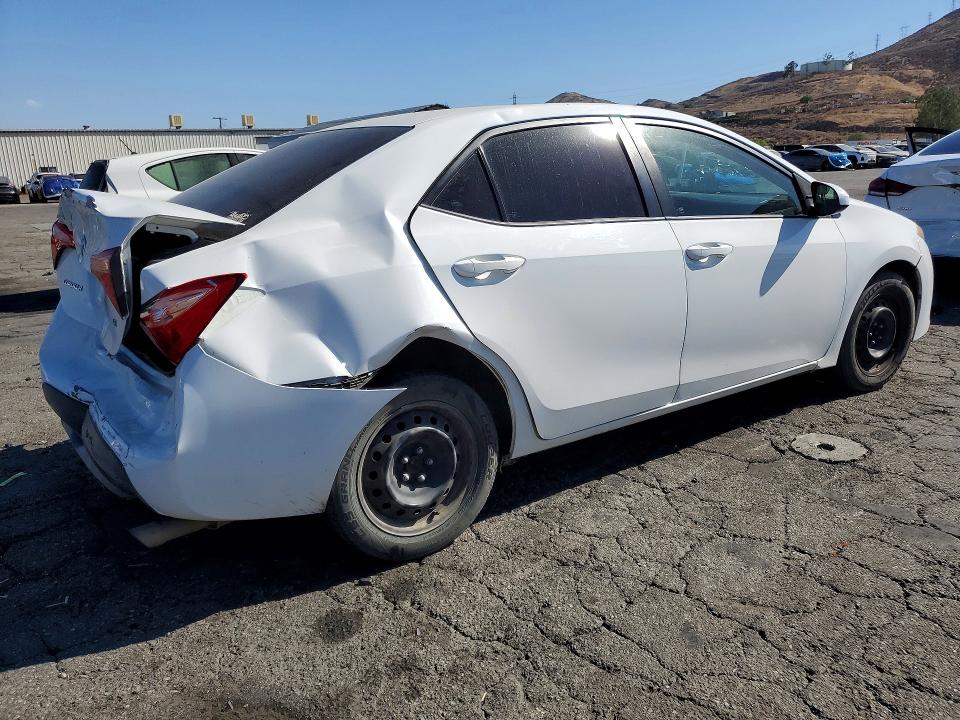 Продаж на аукціоні авто 2017 Toyota Corolla, vin: 5YFBURHE6HP679825, номер лоту: 61434876