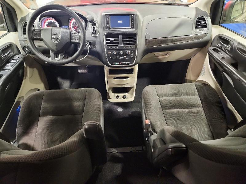 61196496 :رقم المزاد ، 2C4RDGBG2JR224702 vin ، 2018 Dodge Grand Caravan مزاد بيع