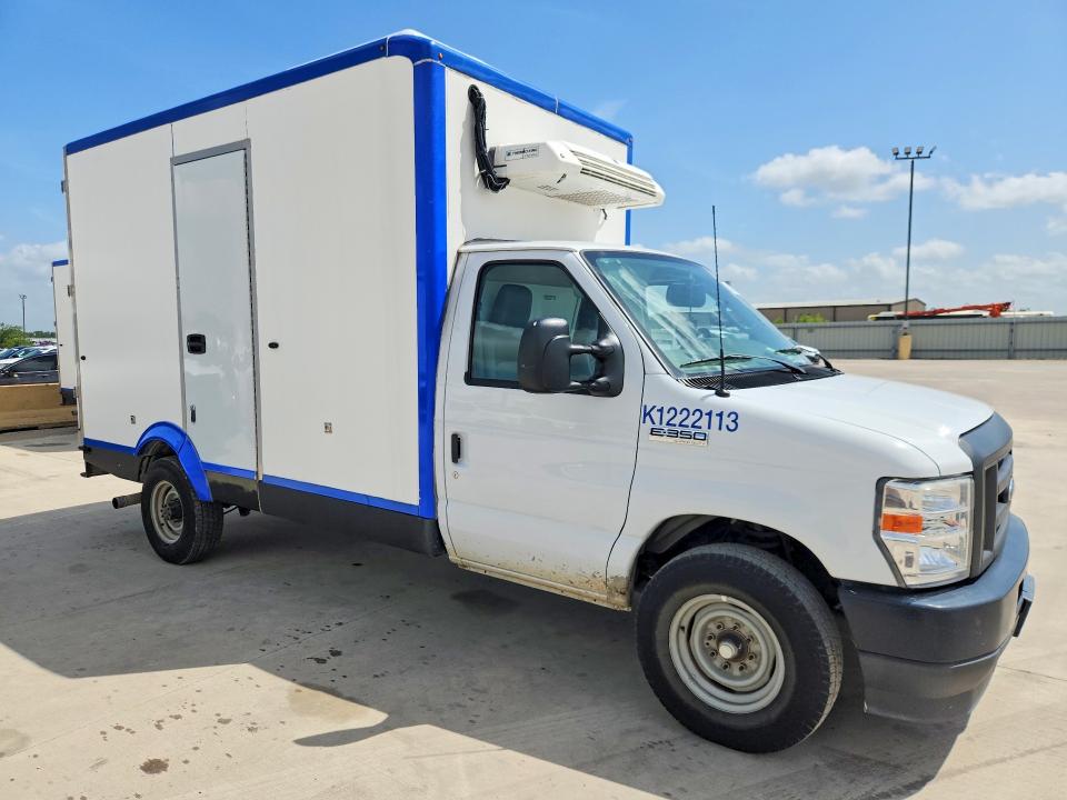 60672886 :رقم المزاد ، 1FDWE3FK4PDD00838 vin ، 2023 Ford E350 مزاد بيع