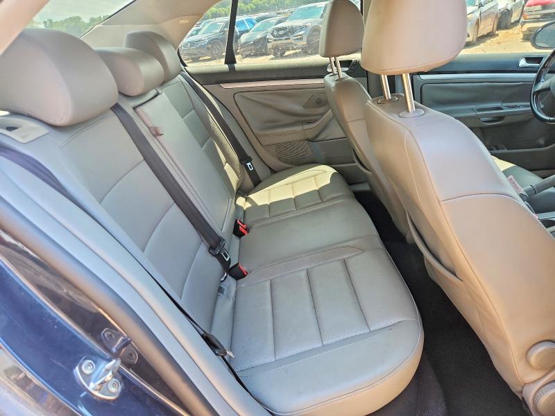 2008 Volkswagen Jetta მანქანა იყიდება აუქციონზე, vin: 3VWRM71K48M105201, აუქციონის ნომერი: 59789766