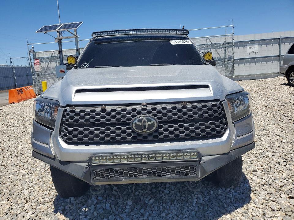 Aukcja sprzedaży 2017 Toyota Tundra, vin: 5TFDW5F14HX648585, numer aukcji: 51759076