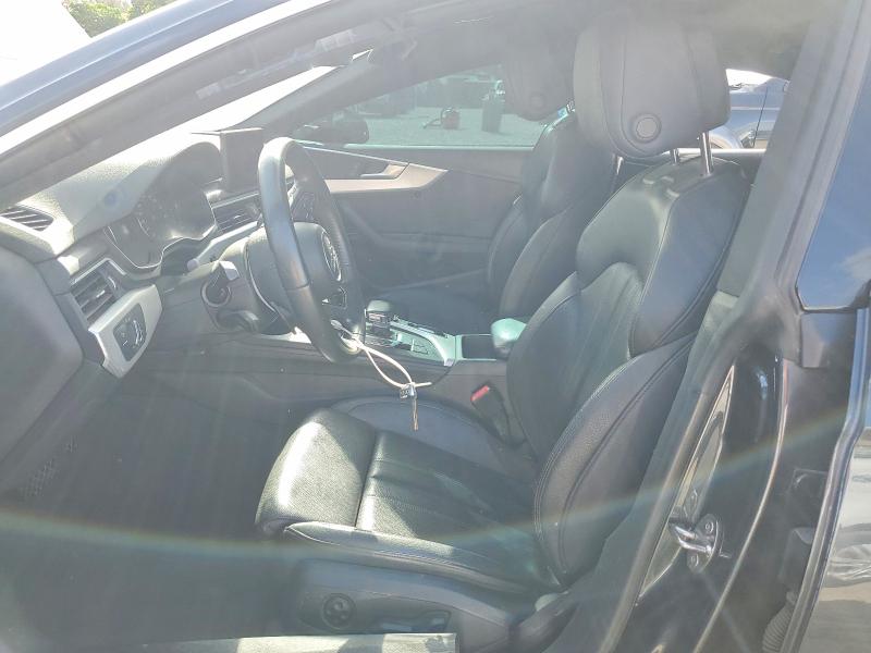 60998866 :رقم المزاد ، WAUBNCF54JA036068 vin ، 2018 Audi A5 مزاد بيع